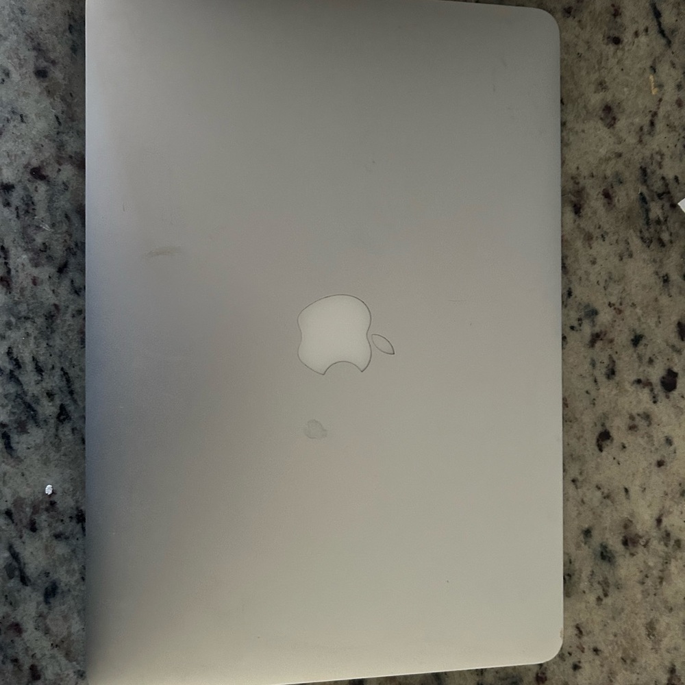 Apple MacBook With Charger